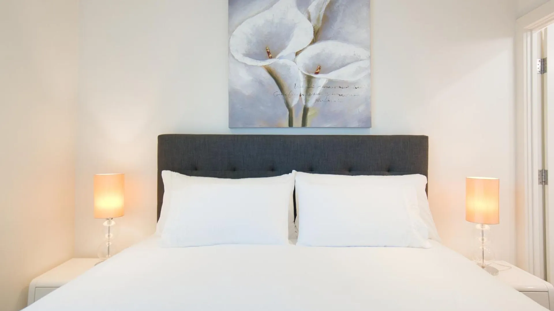 Amyra Residences At The Rowlands Apartments Adelaide 0*,
