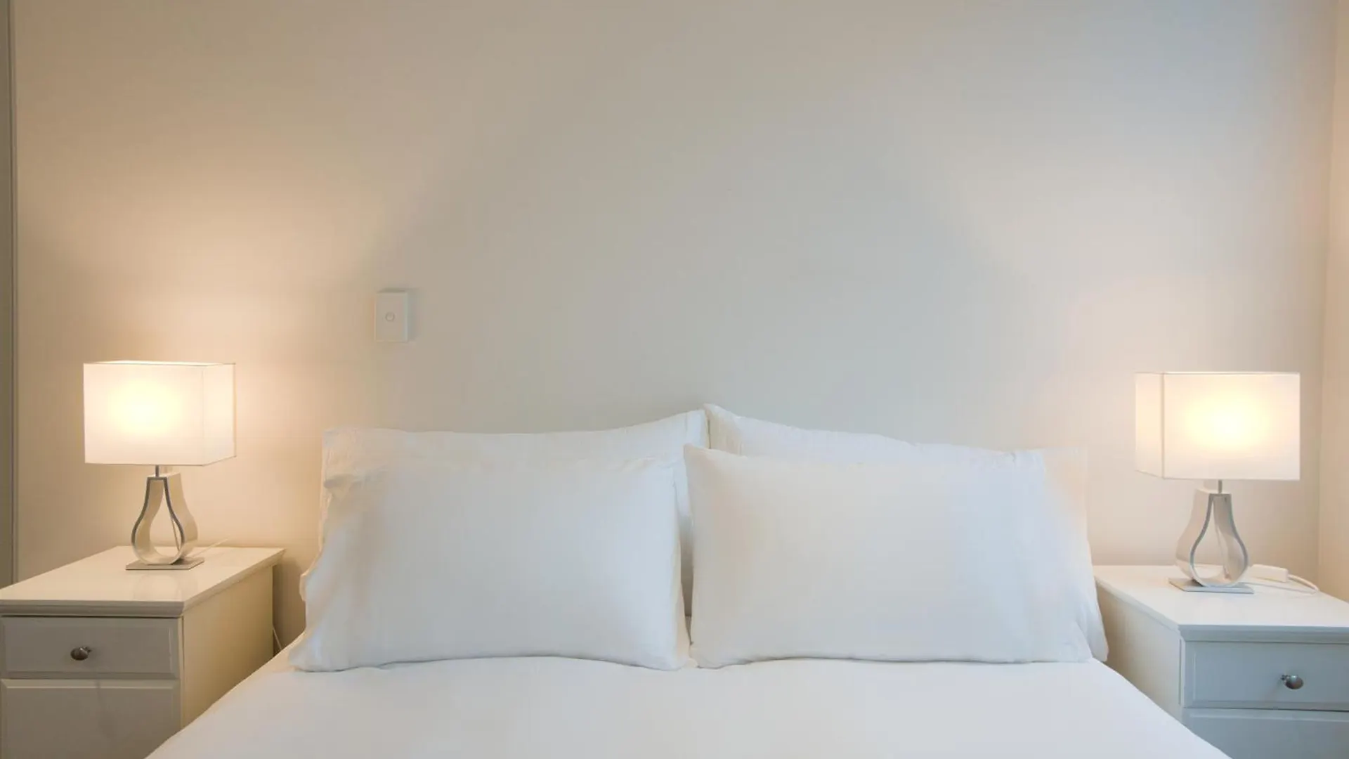 Aparthotel Amyra Residences At The Rowlands Apartments Adelaide