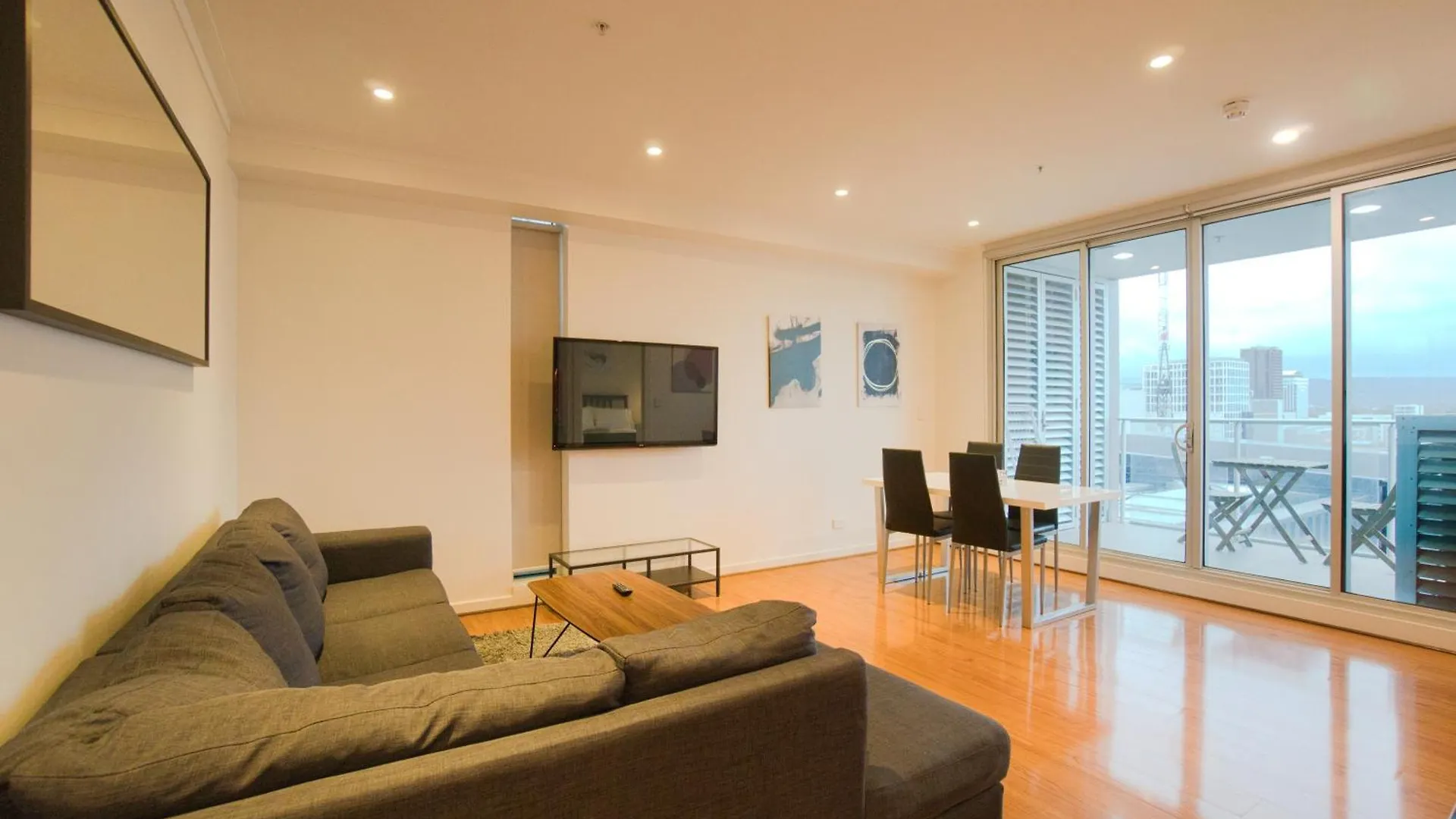 Amyra Residences At The Rowlands Apartments Adelaide 0*,