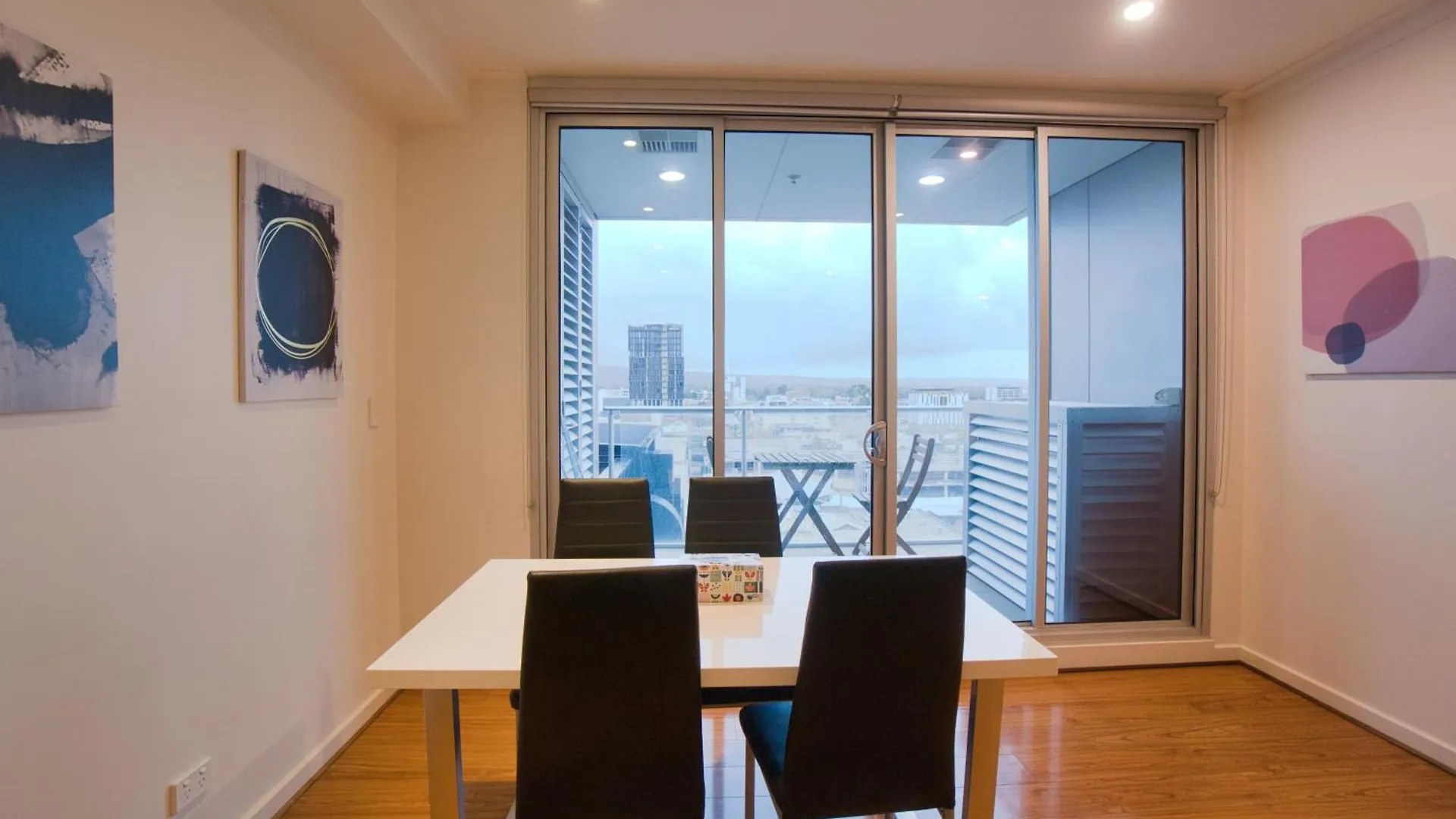 Amyra Residences At The Rowlands Apartments Adelaide Aparthotel
