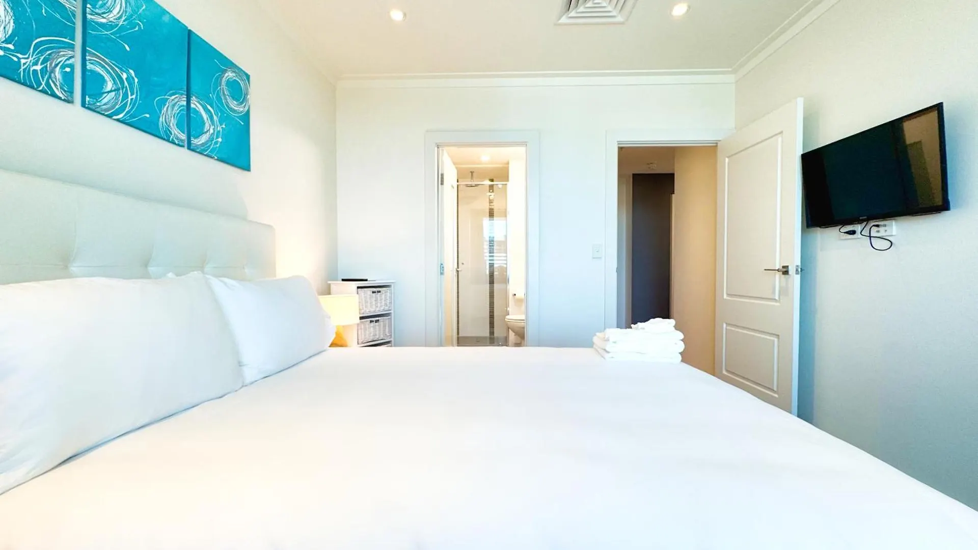 Amyra Residences At The Rowlands Apartments Adelaide 0*,